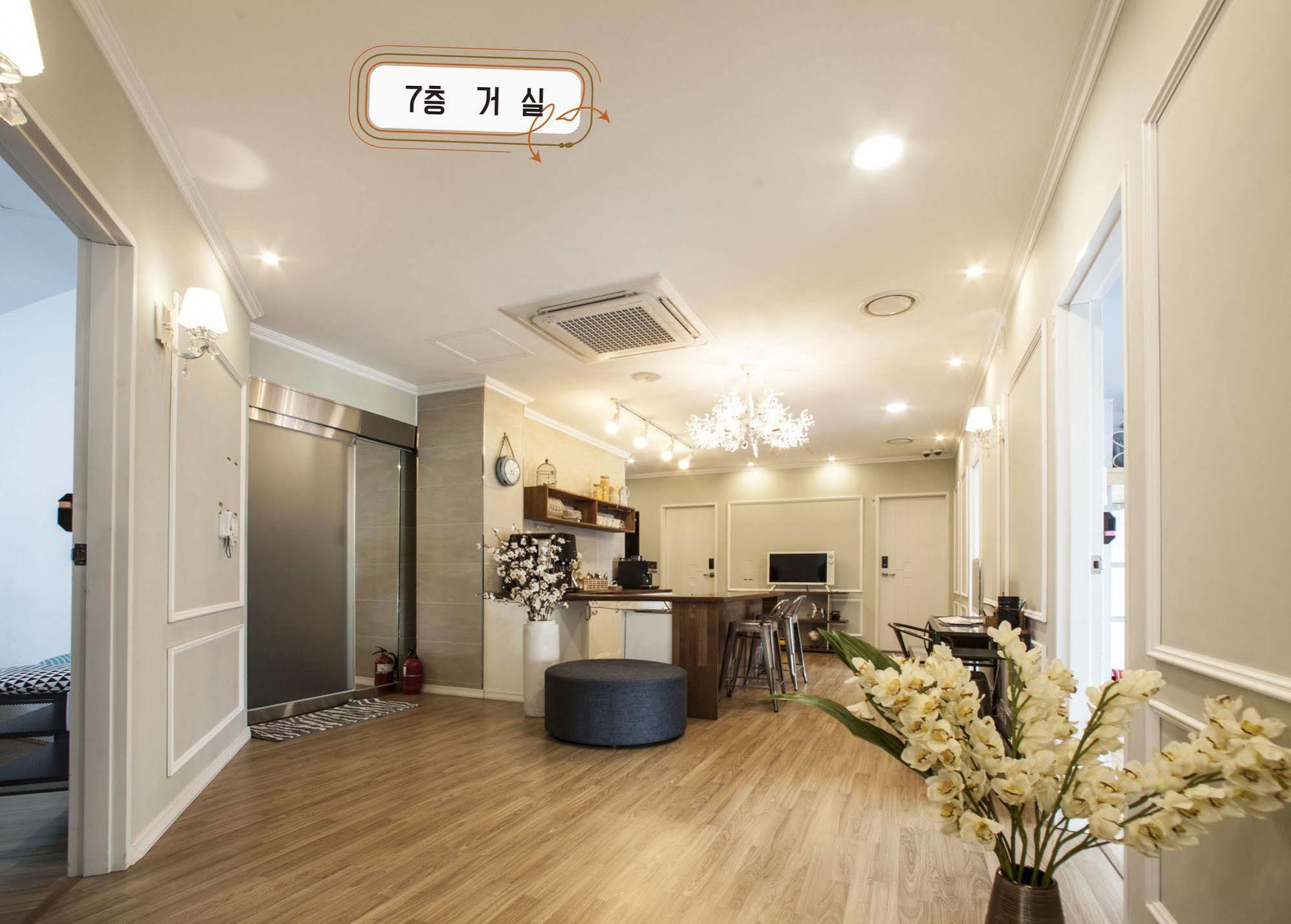 First Guesthouse Ciudad Metropolitana de Ciudad Metropolitana de Busan Exterior foto